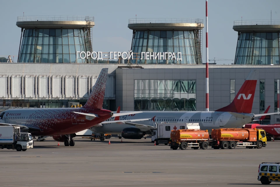 Рейс Архангельск-Петербург задержался более чем на 10 часов 1 сентября