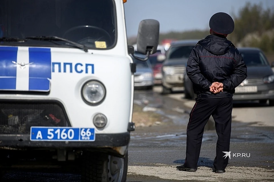 Сотрудники полиции опросили местных жителей