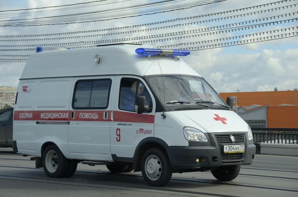 В Туле два медработника пострадали в аварии скорой и автобуса