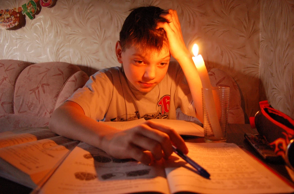 Свет отключили до 16:00