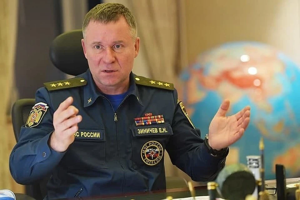 Тело погибшего главы МЧС Зиничева доставлено в Москву
