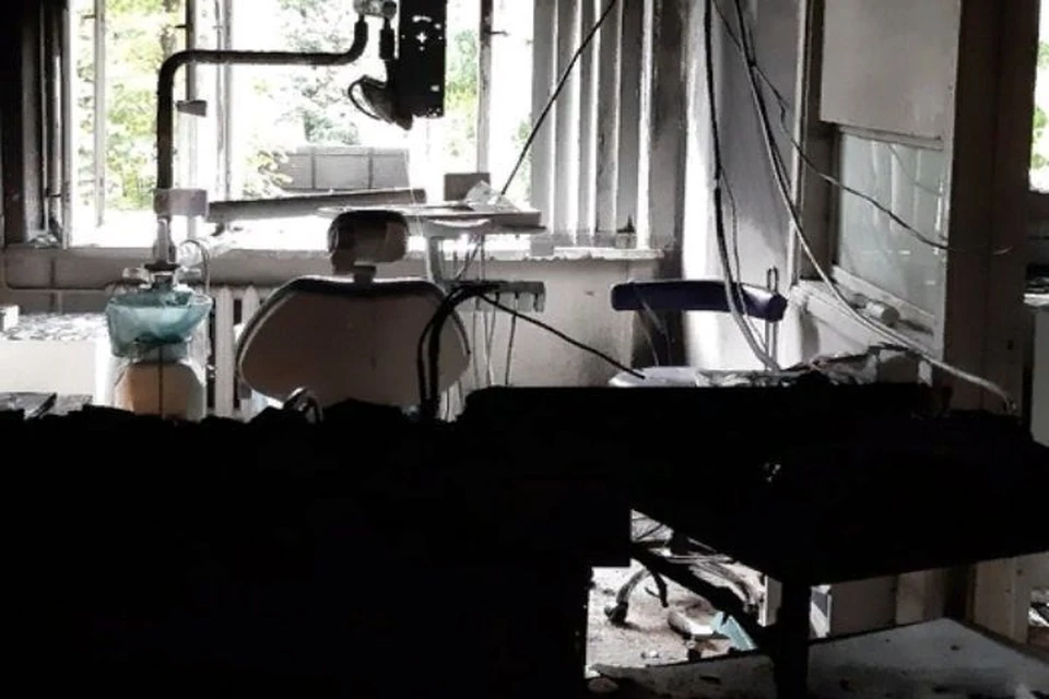 В Ярославле горела областная стоматологическая клиника. ФОТО: группа "Жесть Ярославль" ВКонтакте