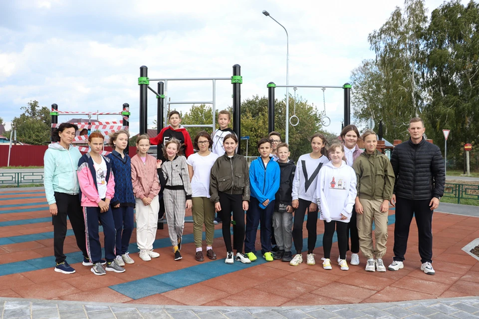 В тюменском микрорайоне Казарово появилась спортивная площадка. Фото - dsimp.ru.