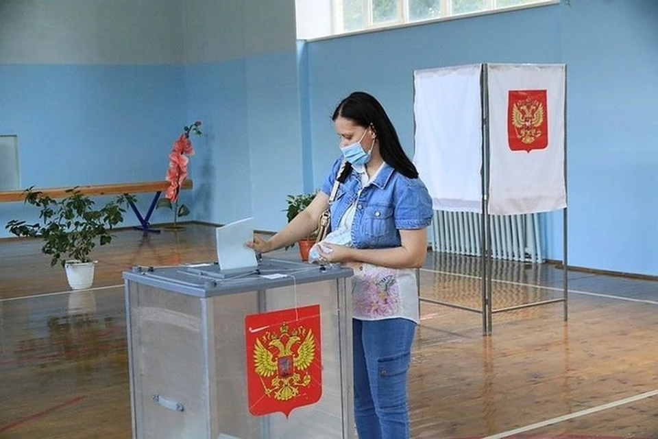 Первые избирательные участки открылись на Дальнем Востоке.