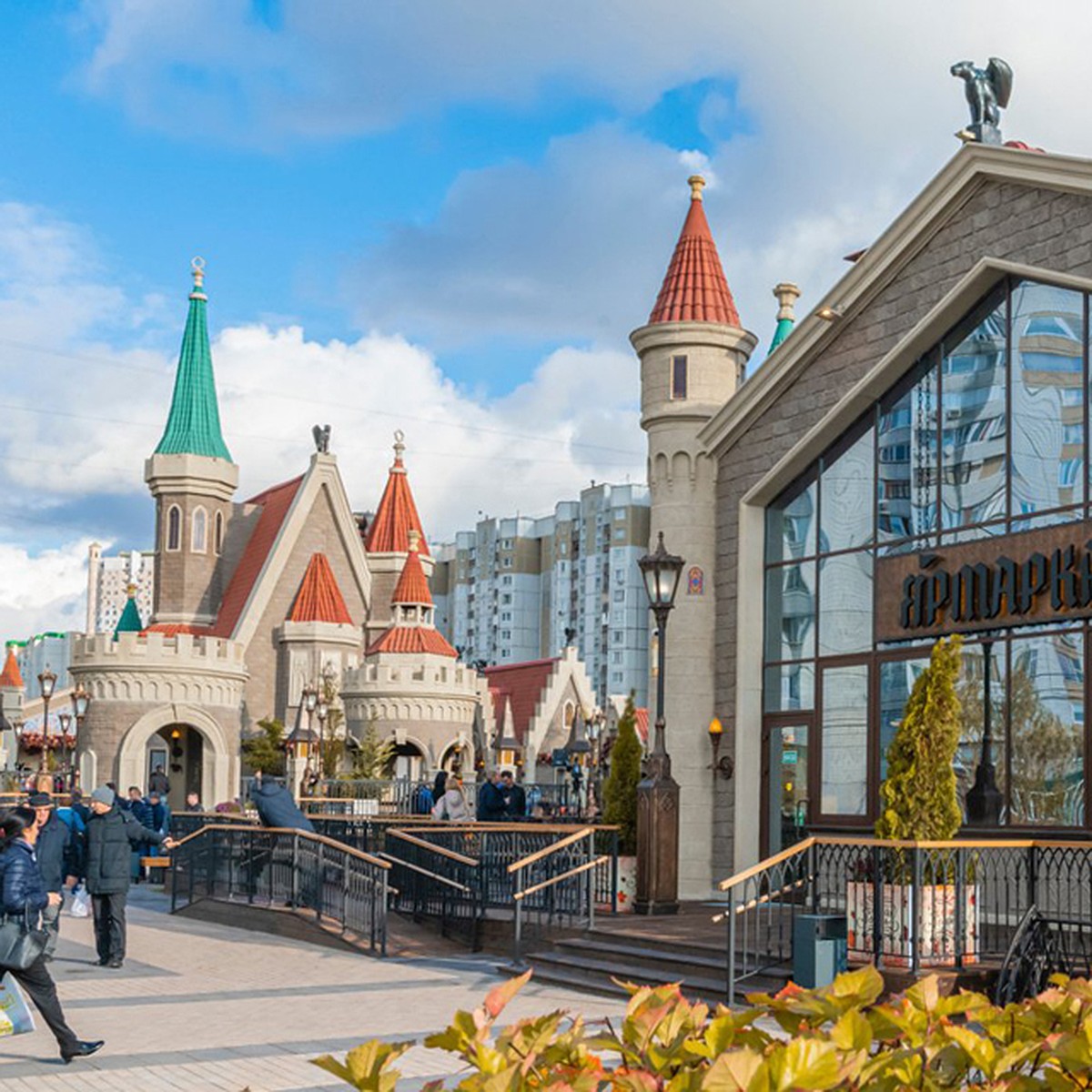 Круглогодичные фермерские ярмарки в Москве: Японская пагода - в Куркине,  средневековый замок - в Марьине - KP.RU