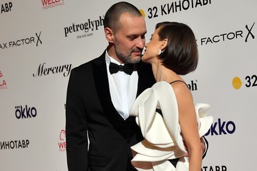 Екатерина Шпица наконец-таки официально стала появляться перед репортёрами с мужем, фитнес-тренером Русланом Пановым