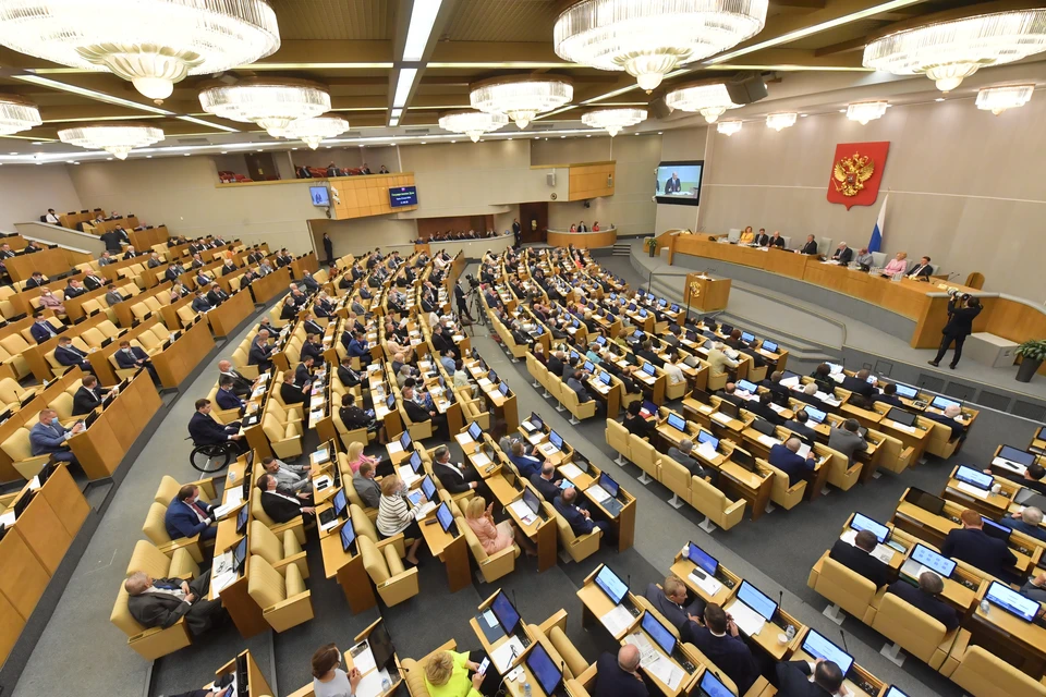 В Госдуму внесли законопроект, который меняет правила работы глав регионов.
