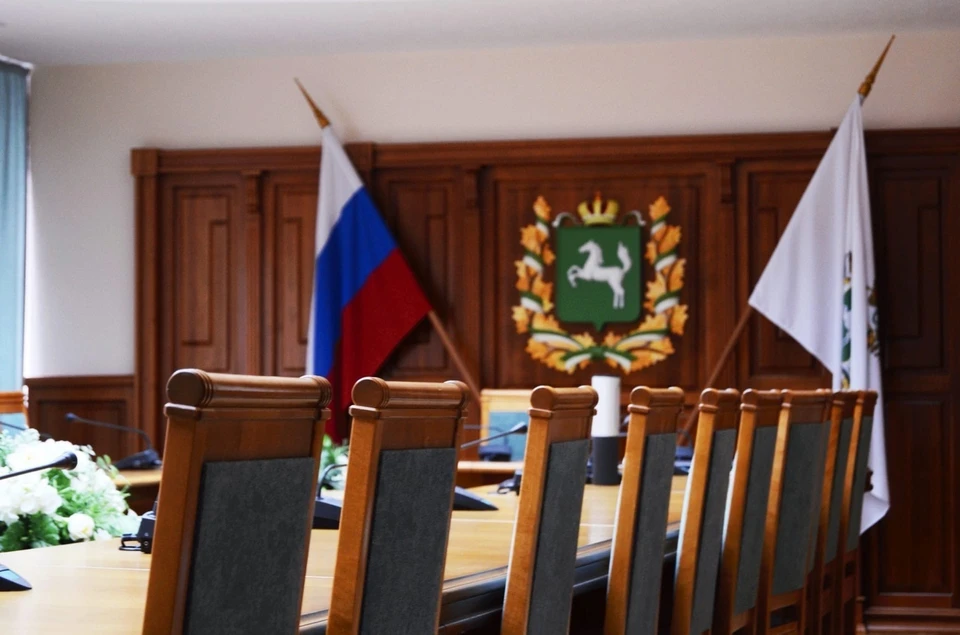 Силовыми структурами было поручено региональному управлению МЧС, ежеквартально проверять технические возможности эвакуации и оповещения в образовательных учреждениях региона, проводить соответствующие тренировки с персоналом.
