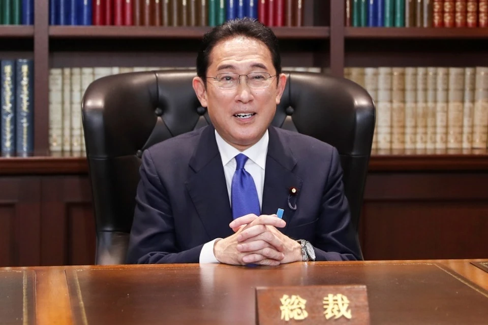 Новым премьер-министром Японии станет Фумио Кисида