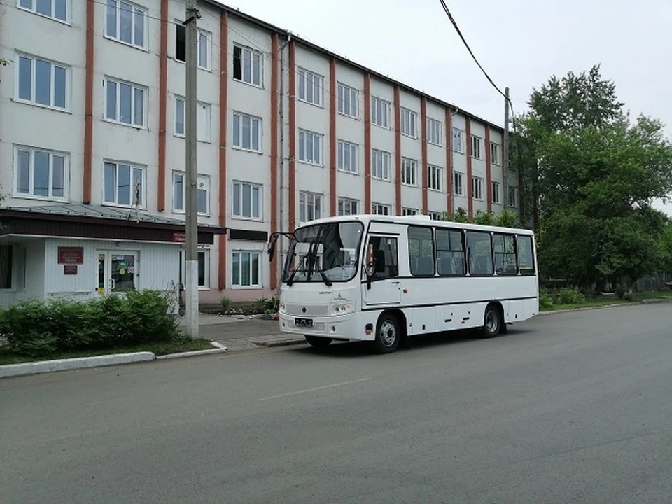 Наличие низкопольных автобусов - одно из условий, которые мэрия Томска выдвигает во время конкурсов потенциальным перевозчикам. Выполнить его могут немногие. Фото пресс-службы администрации Томской области.