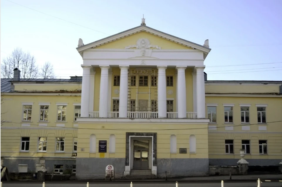 Около 30 минут учащиеся сидели в закрытых кабинетах. Фото: емколледж.рф