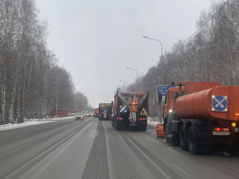 Дорожные службы Тюмени подготовили к сильному снегопаду.