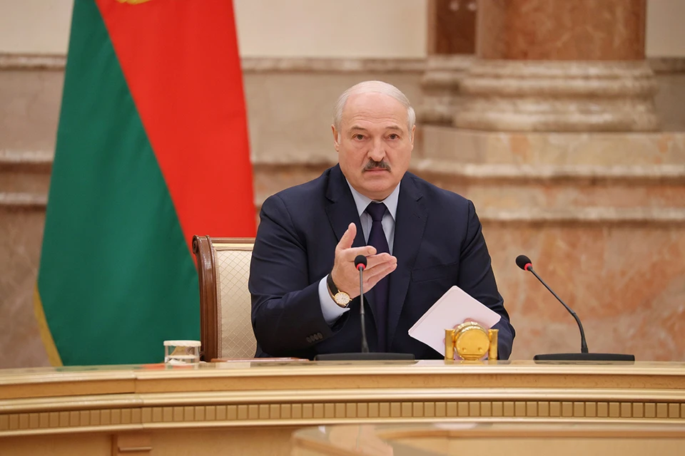 Александр Лукашенко попросил Россию подключиться к расследованию дела о геноциде.