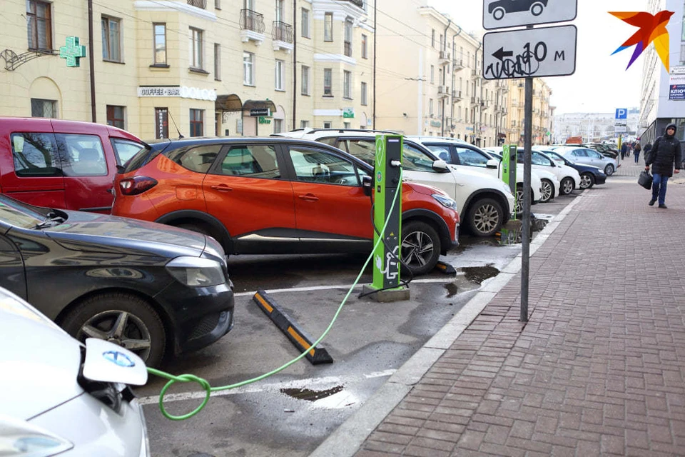 Владельцам электромобилей в Беларуси аннулируют начисленный транспортный налог.