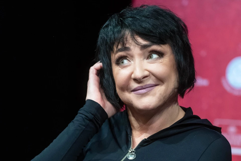 Лолита неожиданно вспомнила о бывшем муже.