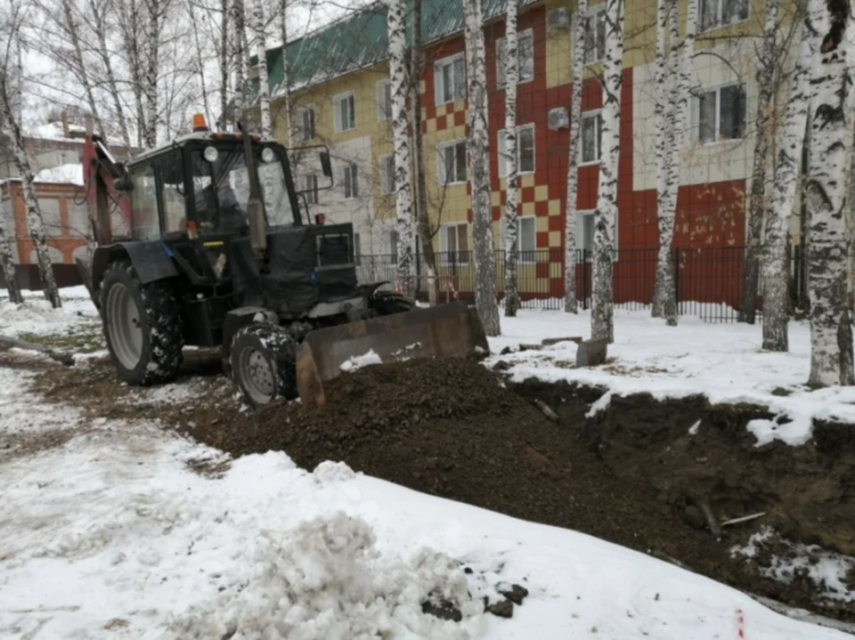 Инспекторы «Санитарной милиции» осмотрели состояние улично-дорожной сети в микрорайоне Степановка, жители которого не раз обращались с жалобами о не засыпанных раскопках.