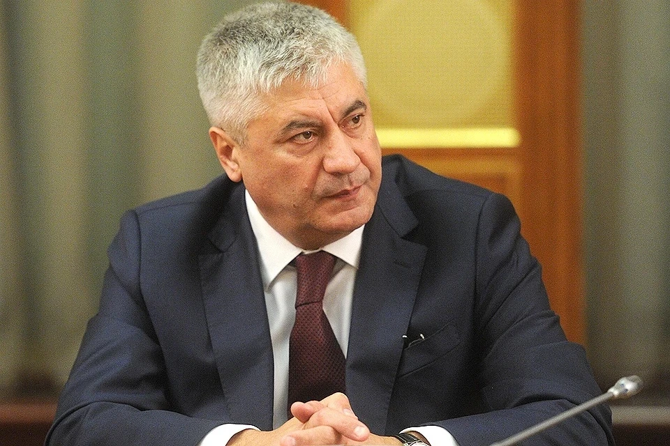 Отдельно Колокольцев отметил отличников учебы образовательных организаций МВД России