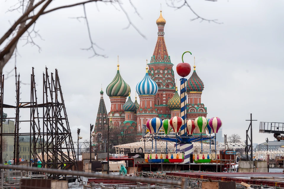 В среднем россиянин сможет купить 15,8 квадратных метров в Москве.