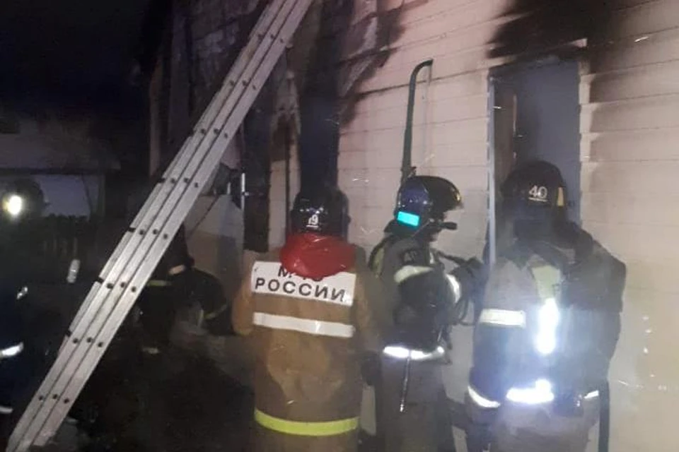В Башкирии в страшном пожаре погибли отец и его сын Фото: МЧС Башкирии