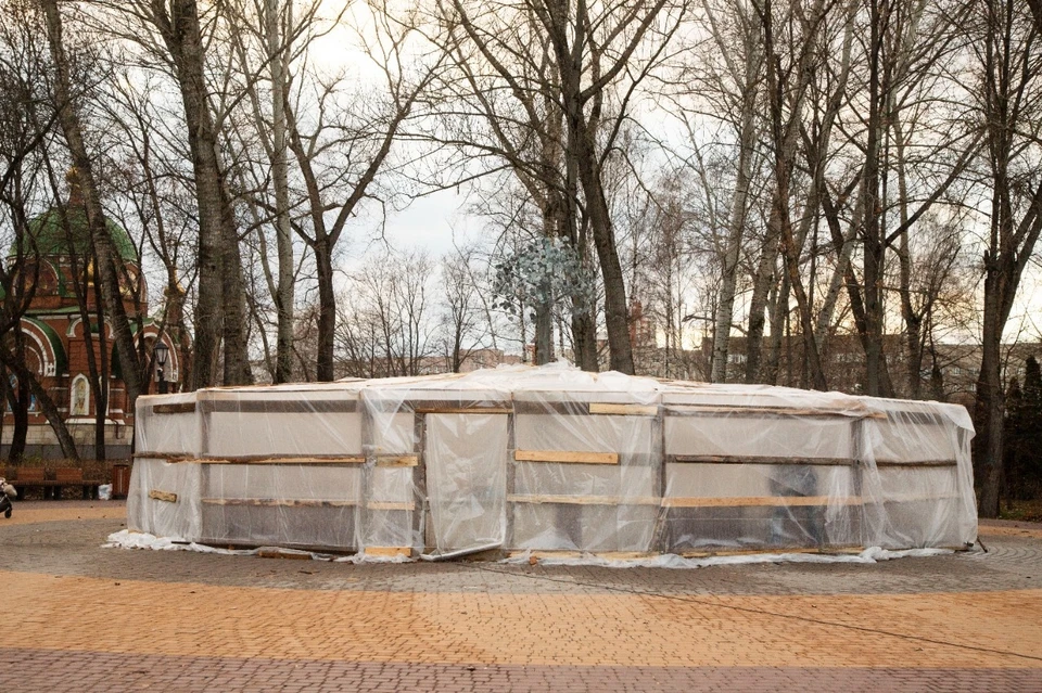 В Липецке ремонтируют фонтан "Липа"