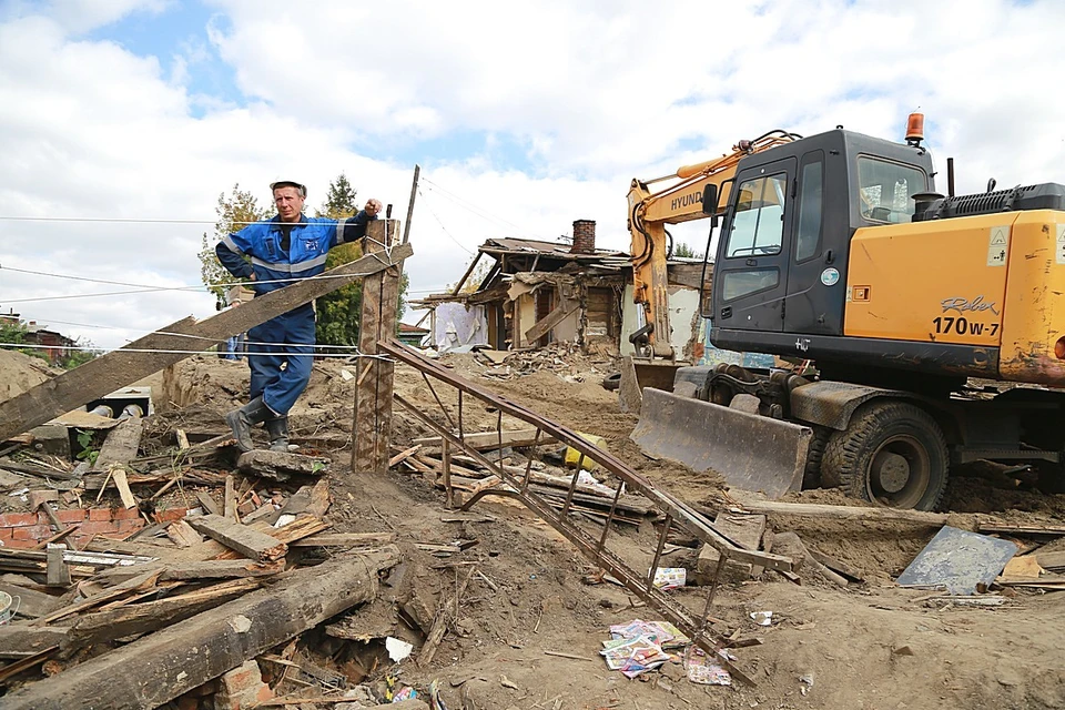 В Красноярске собираются снести 7 ветхих домов в трех районах