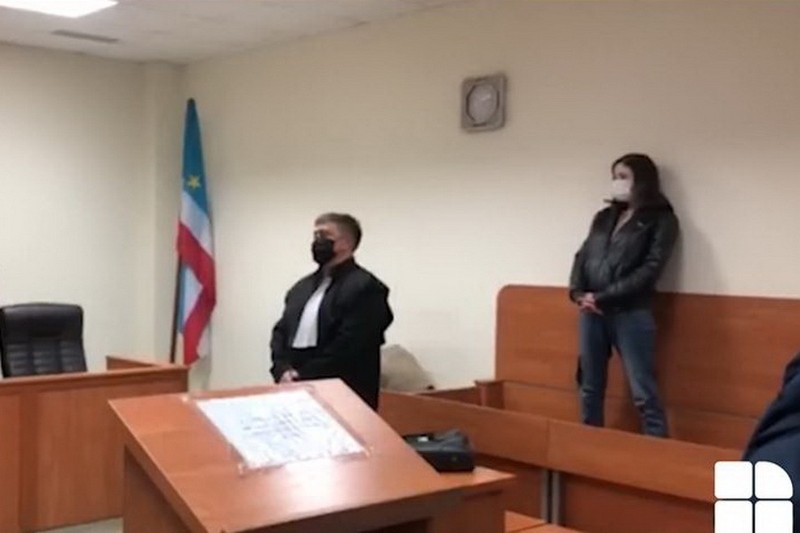22-летняя убийца в женскую колонию не попадет - будет наслаждаться жизнью