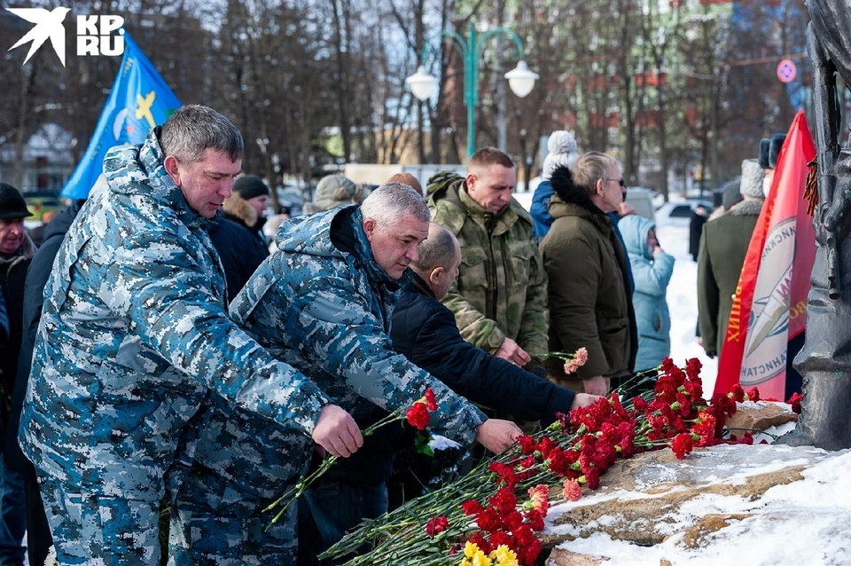 9 декабря пройдет. День героев России фото. Фото день героев Отечества 9 декабря. День героев Отечества новости. День героев Отечества Орловская область.