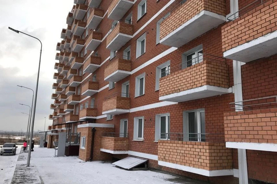 Ключи от 223 квартир передали детям-сиротам в Иркутске. Фото: правительство Иркутской области
