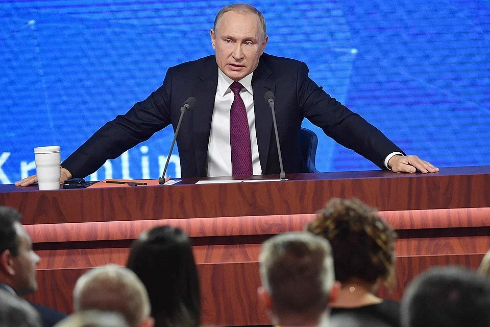 Путин назвал "Спутник V" лучшей вакциной против "омикрона"