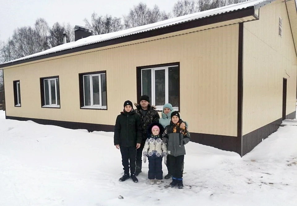 Многодетная семья Никитиных из Новониколаевки получила новый комфортный дом с собственной котельной.