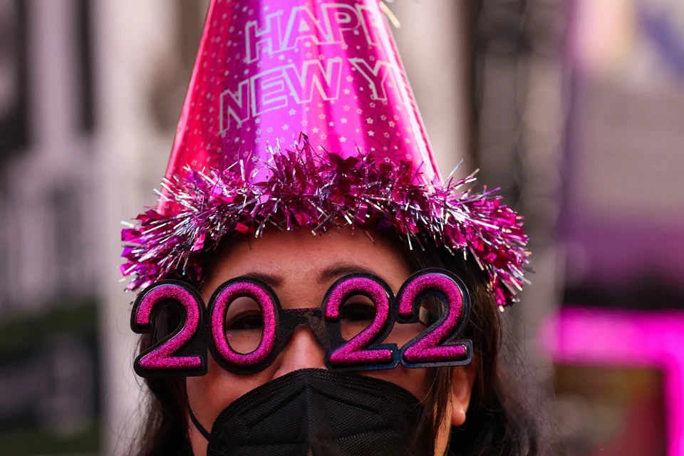 Новый 2022 год наступит, несмотря на пандемию и наше унылое настроение. Фото: REUTERS/Andrew Kelly.