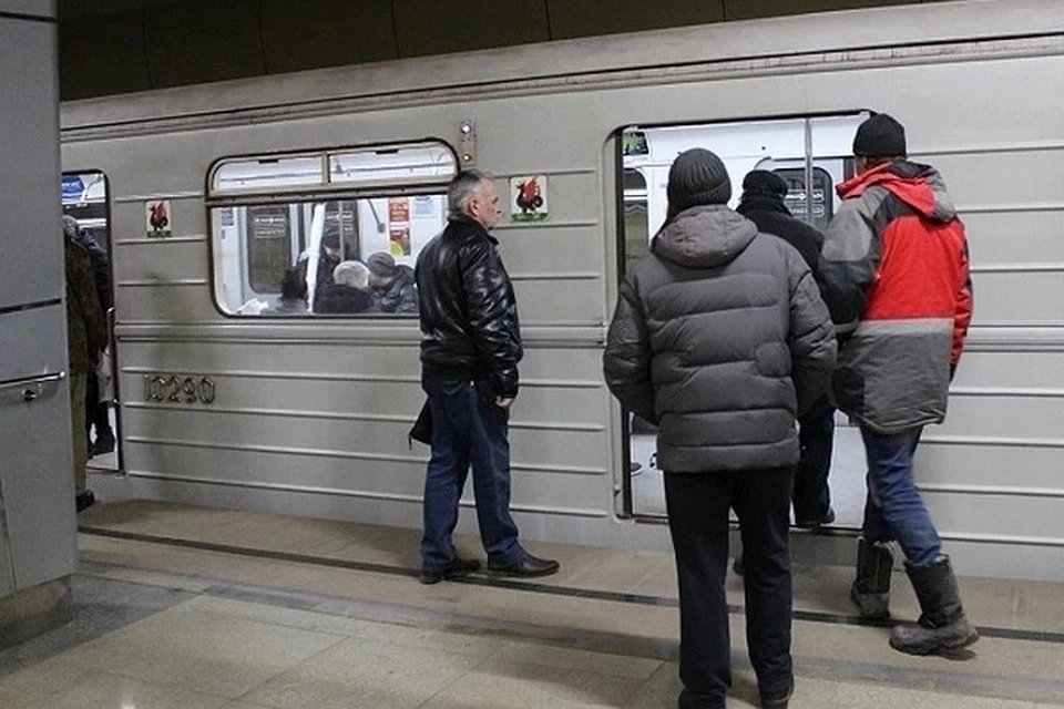 На месте работают сотрудники полиции.