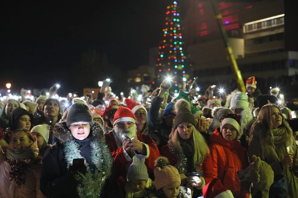 детский карнавал афиша. афиши новые. новогодний танцевальный нон-стоп афиша. ансамбль танца сибири михаила годенко. афиша красноярск новый год.