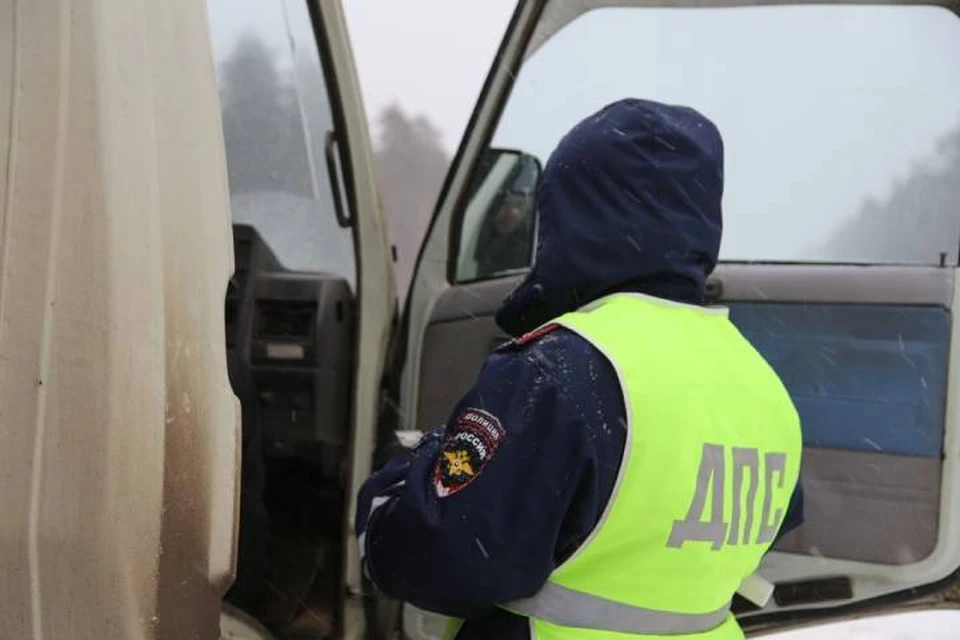 Останавливать водителей будут не только на центральных улицах Кирова, но также и на въезде и выезде из него. Фото: vk.com/gibdd43