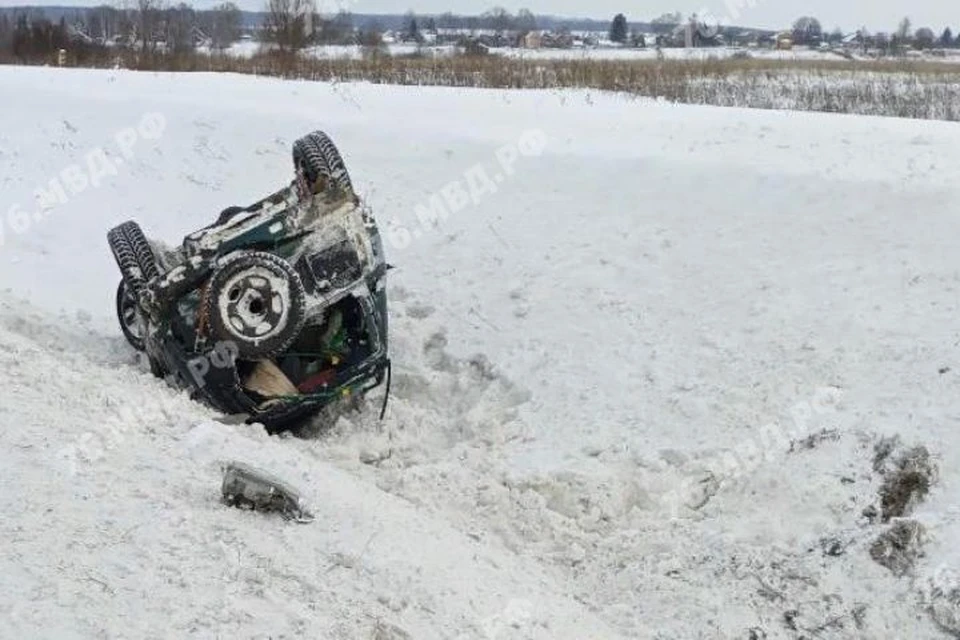 23.12 2023. Авария,окружной авария на окружной Переславле Залесском 3июн. 2021. ДТП на объездной Переславля Залесского 21.05.2022. Авария 4 июня 2022 года на Любимской дороге Ярославль. Авария перевернувшаяся машина Ярославль.