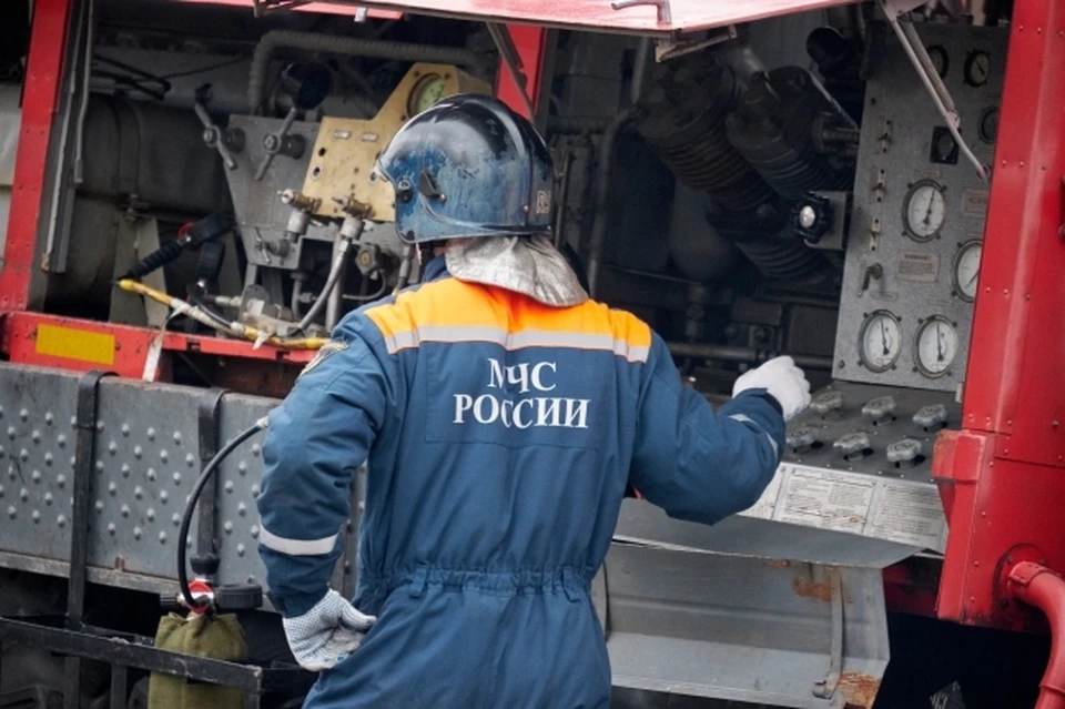 На пожаре в Перми обнаружили погибшего мужчину.
