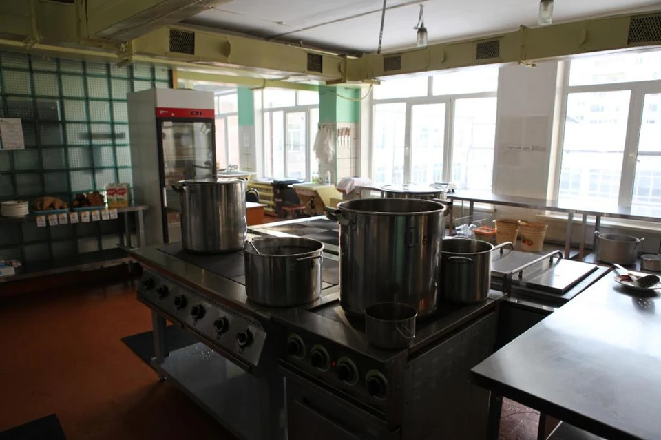 Новое оборудование и посуду закупили для 40 школ Иркутска. Фото: администрация Иркутска