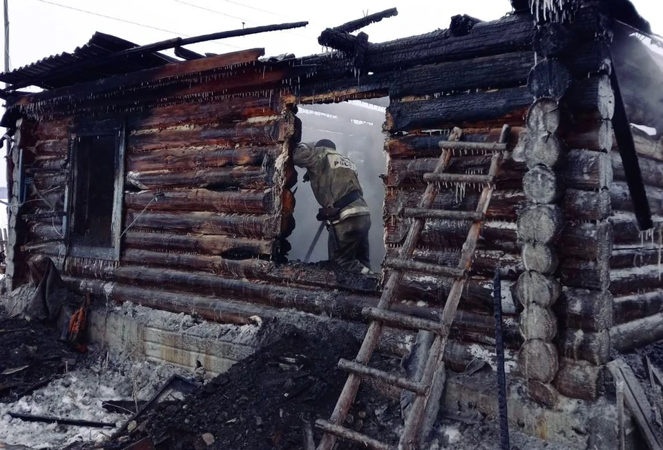 Тела погибших нашли под обломками. Фото: ГУ МЧС по Челябинской области
