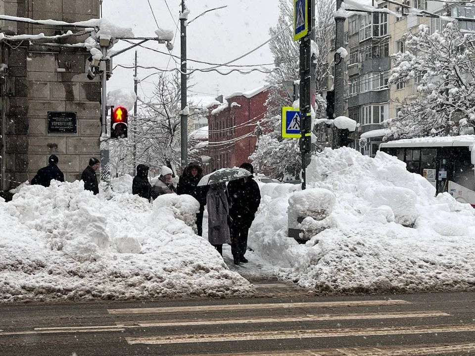 На Краснодарский край снова обрушится сильный снегопад.