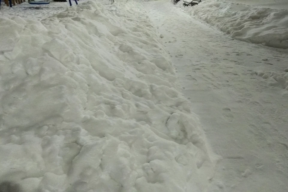 Специалисты выявили многочисленные снежные валы