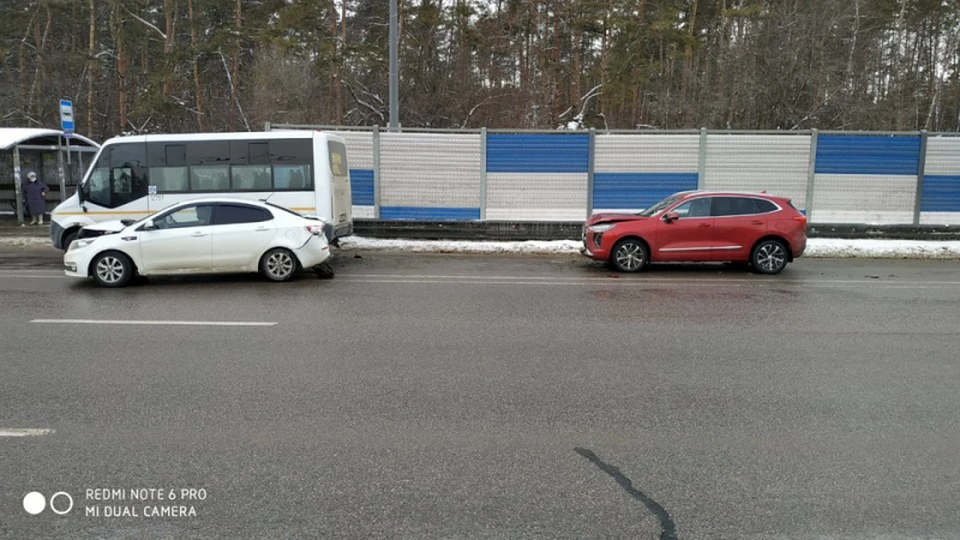 Машины после ДТП.