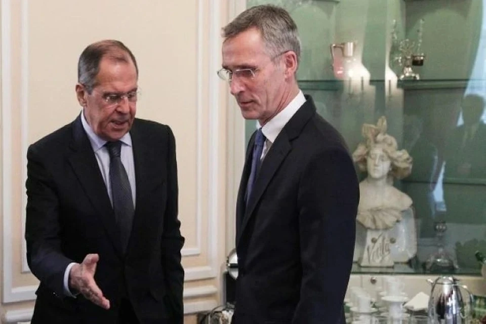 Столтенберг предложил Лаврову продолжить встречи Совета Россия-НАТО Фото: Александр Щербак / ТАСС