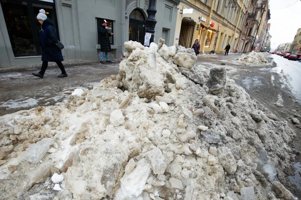Подозреваемые в краже миллиона рублей не собирались убирать снег и выполнять условия госконтракта