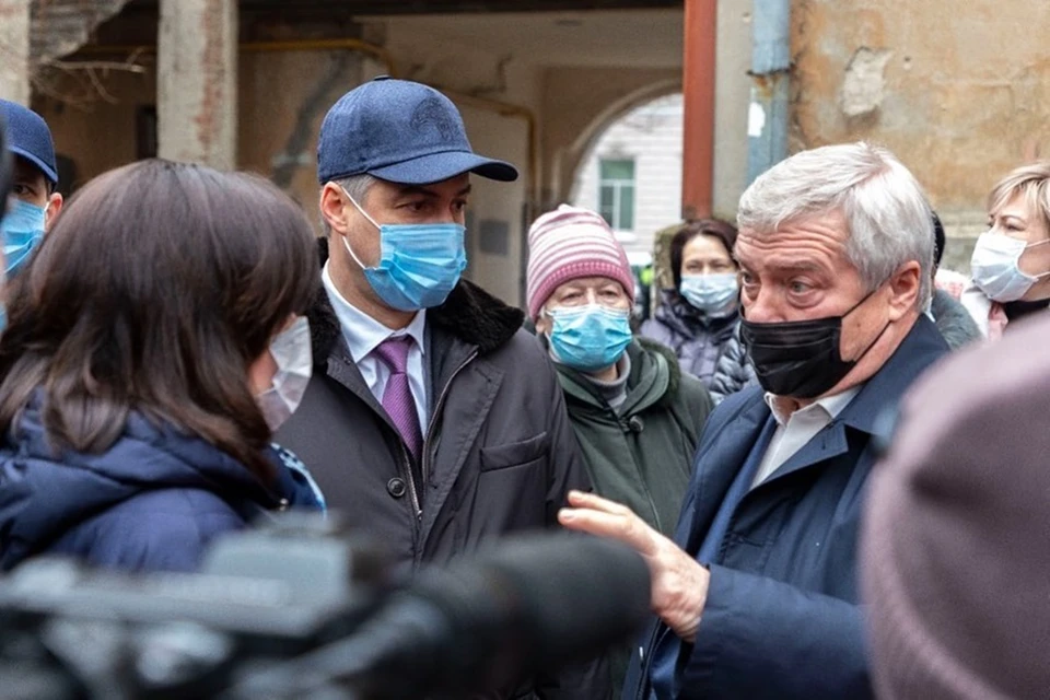 Власти пообщались с жителями аварийных домов. Фото: instagram.com/logvinenko_rnd.