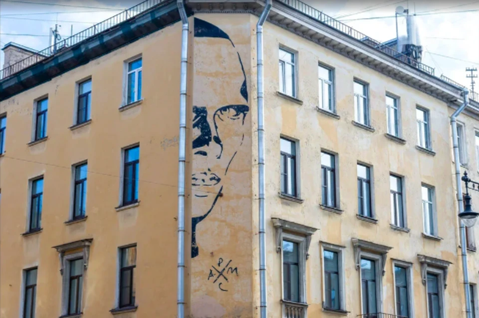 Глава комитета по туризму Петербурга прокомментировал ситуацию с граффити Хармса
