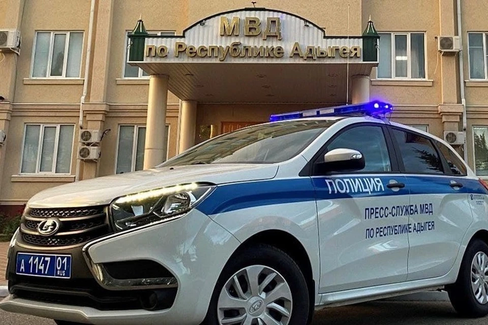 Полиция Адыгеи выясняет, как на трассе М-4 "Дон" оказалась травмированная женщина. Фото: пресс-служба МВД по р. Адыгея