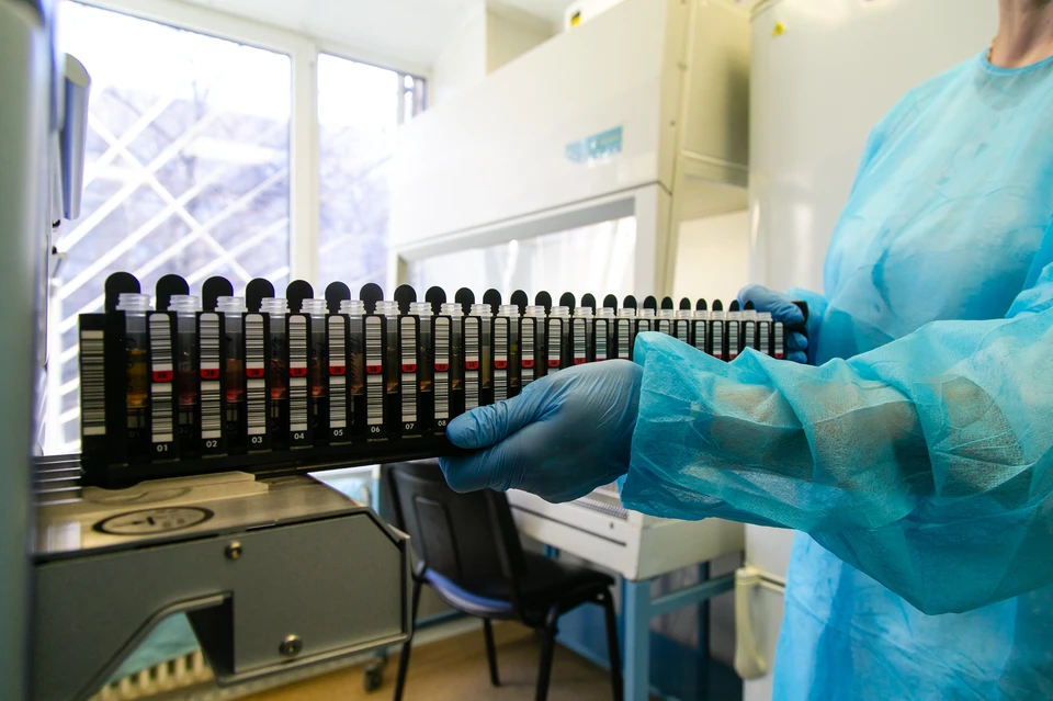В лабораториях со вчерашнего дня проверили 4079 тестов на коронавирус