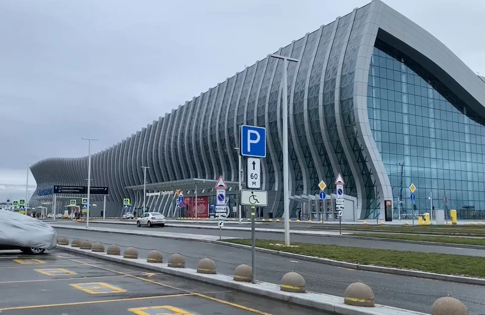 24 февраля все рейсы в аэропорту отменены. Фото: скриншот из видео/Аэропорт Симферополь/telegram