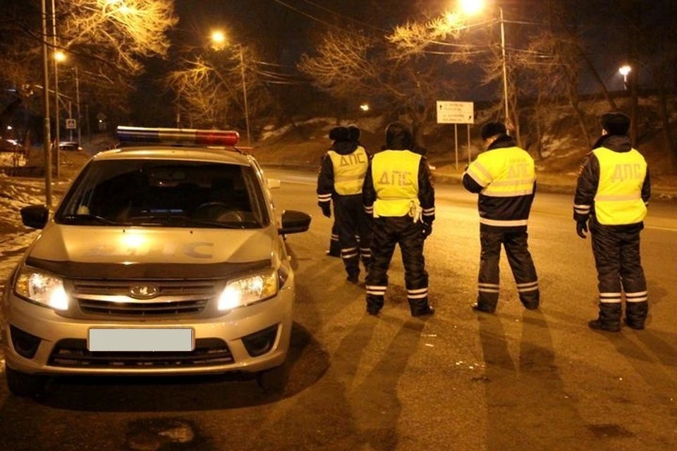 В Приморье полицейские устроили погоню со стрельбой за машиной нарушителя