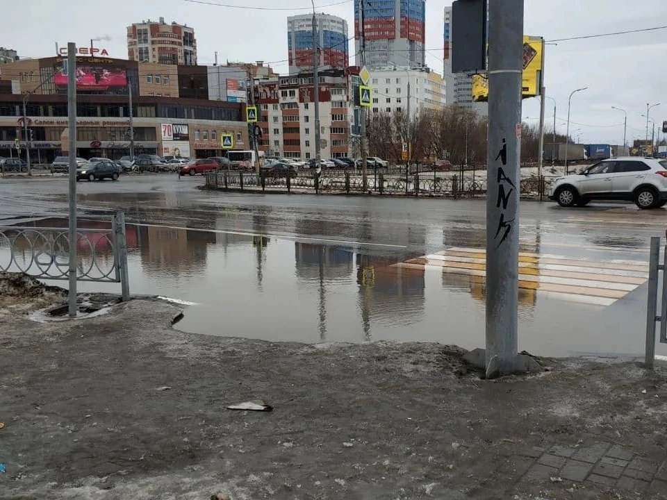 Мэрия Рязани отреагировала на жалобу о затопленном переходе у гипермаркета «Глобус». Фото: Оксана ВОЛЫНЦЕВА.